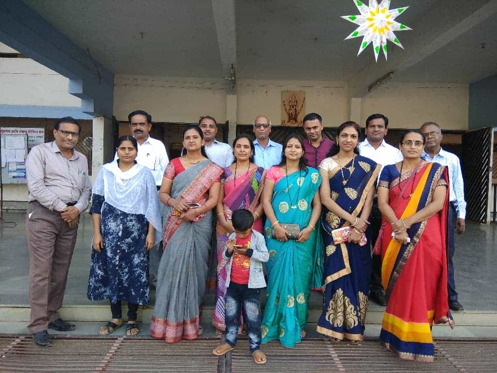 Alumni visit माजी विद्यार्थ्यांची महाविद्यालयाला भेट २०१८-१९