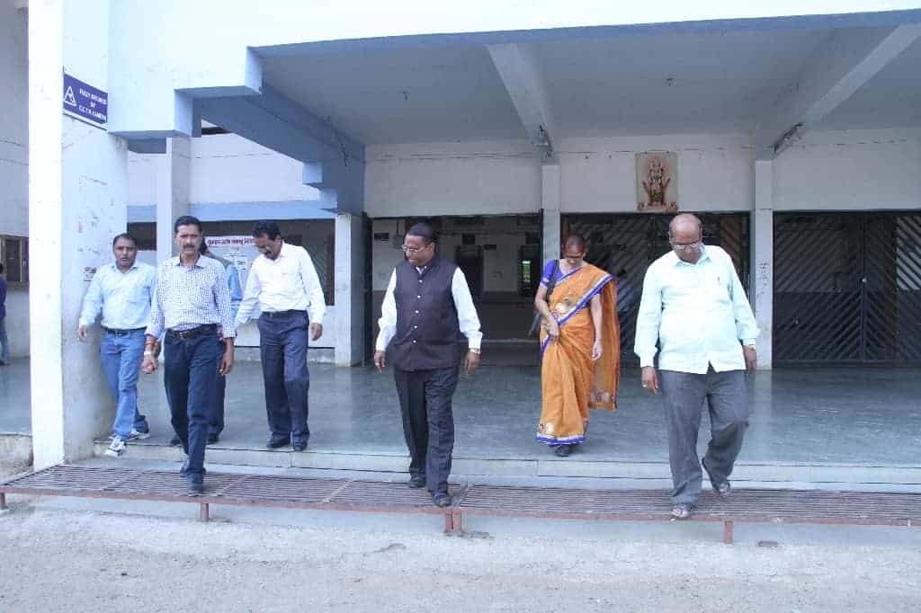 16-12-2017 एल आय सी समिती भेट
